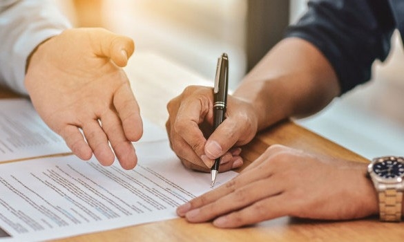 Contracts with companies قرارداد با شرکتها